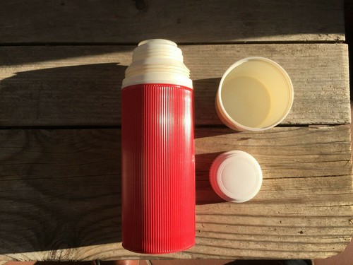Thermos vintage rosso bianco - vintage,